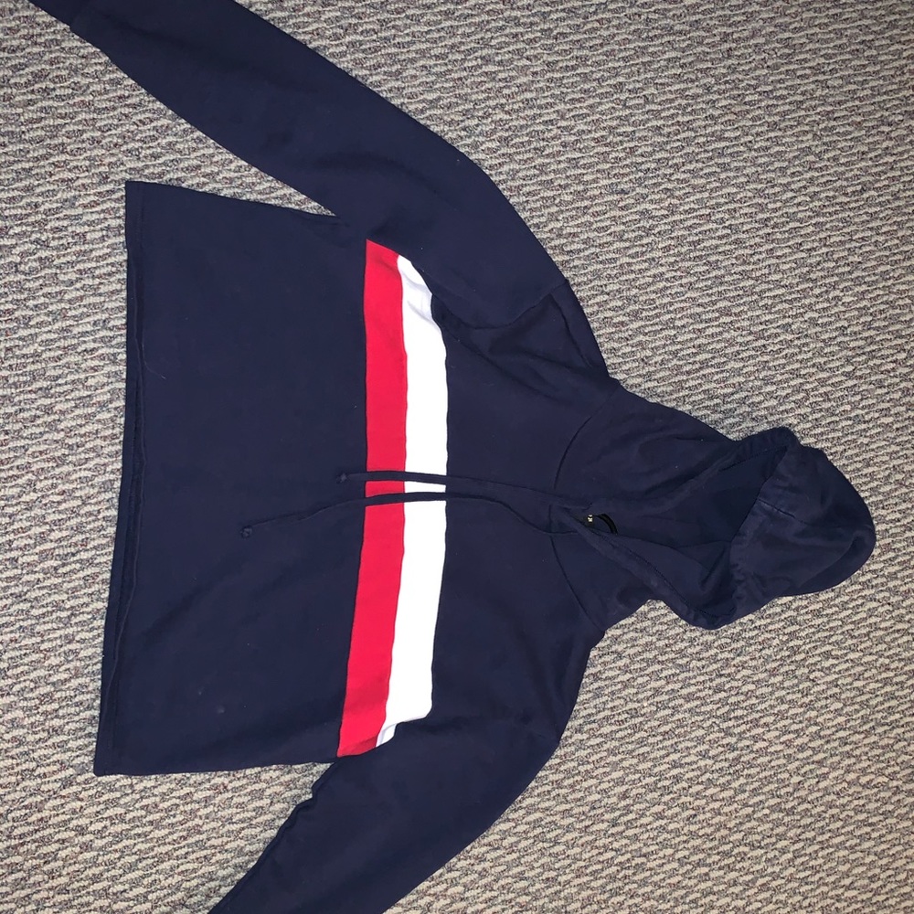 Slightly cropped hoodie